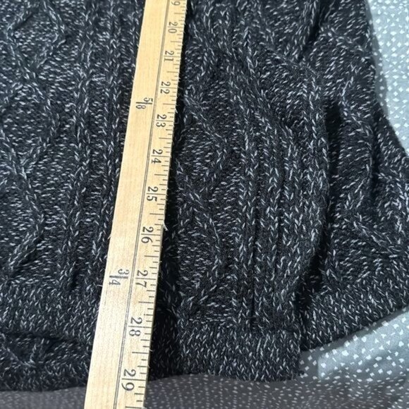 Torrid Womens Hooded Knit Cardigan Sweater Size 2 Black & White - Picture 8 of 8